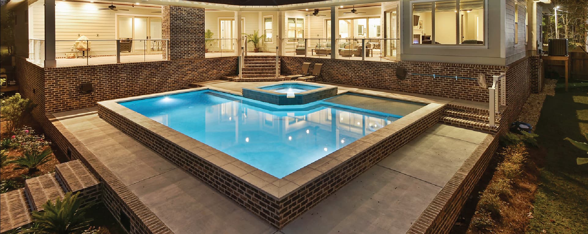 Custom pool with attached hot tub
